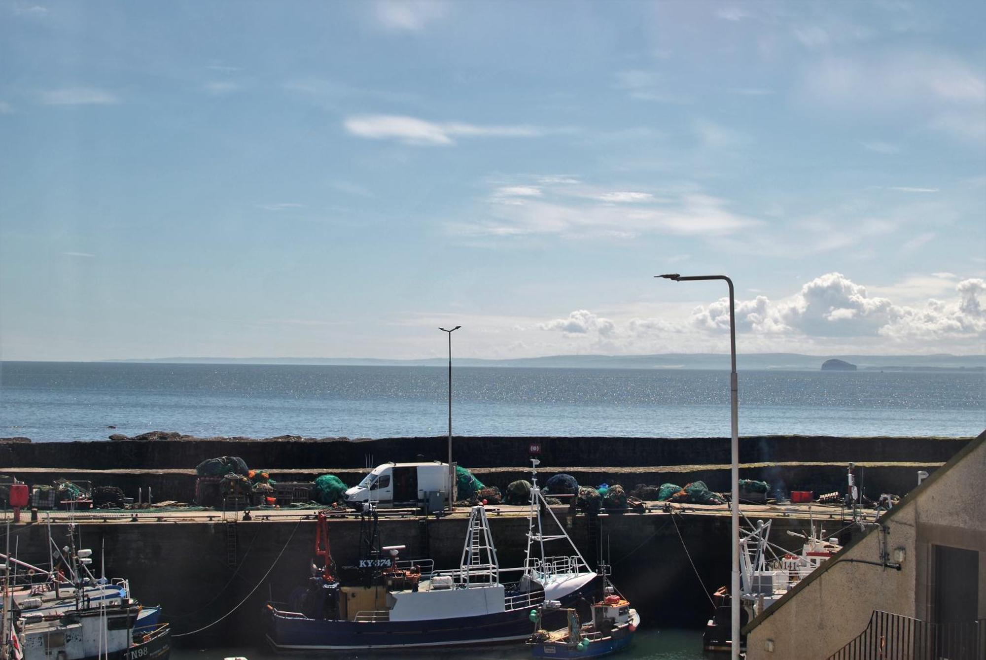 Bass View- Harbourfront Home Pittenweem Exterior photo